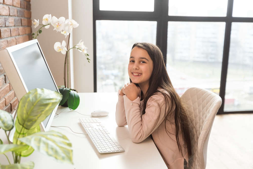 teenage business owner in Dubai